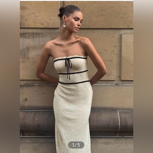 Commense Dresses & Skirts - Knotted Tube Midi Sweater Dress